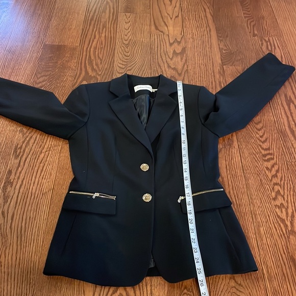 Calvin Klein women’s black blazer with 2 gold button closure gold zip pockets 4 - Picture 10 of 11